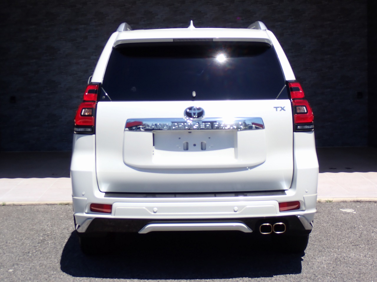 TOYOTA Land Cruiser Prado