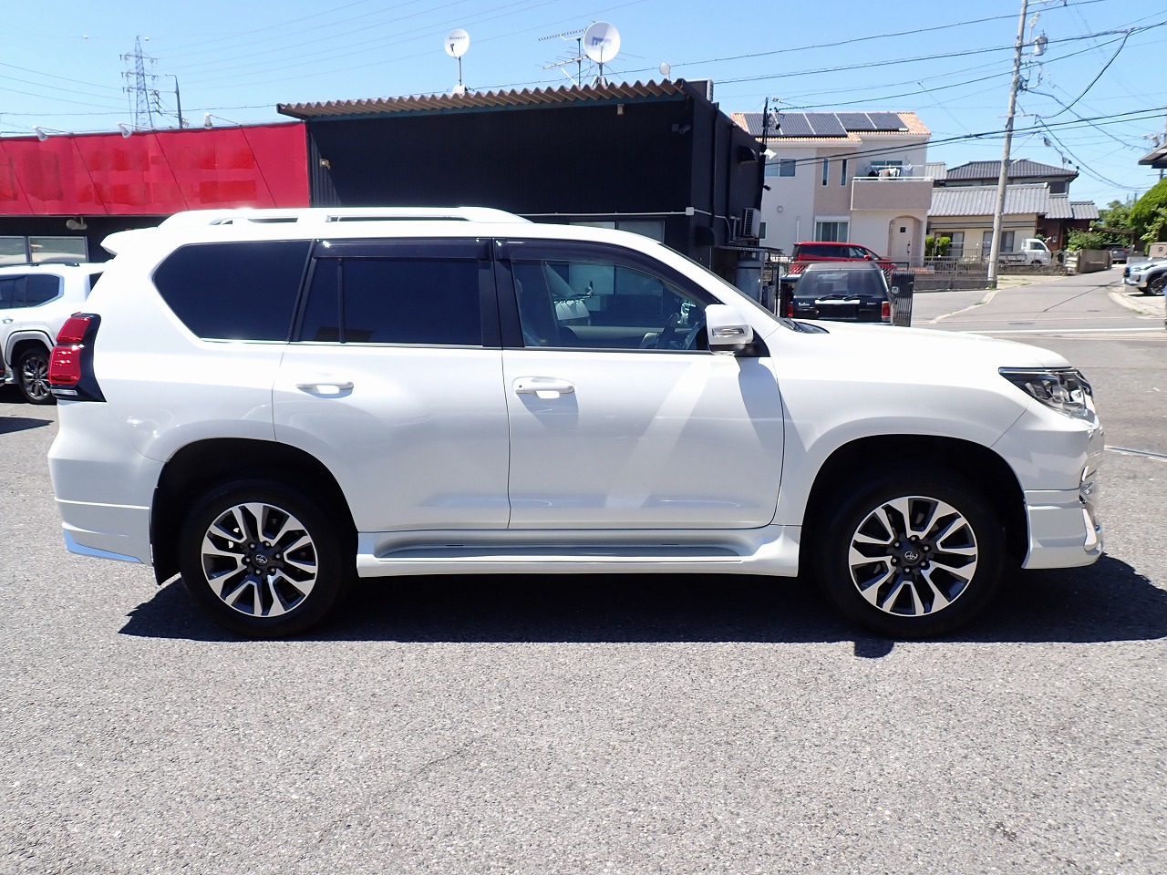 TOYOTA Land Cruiser Prado