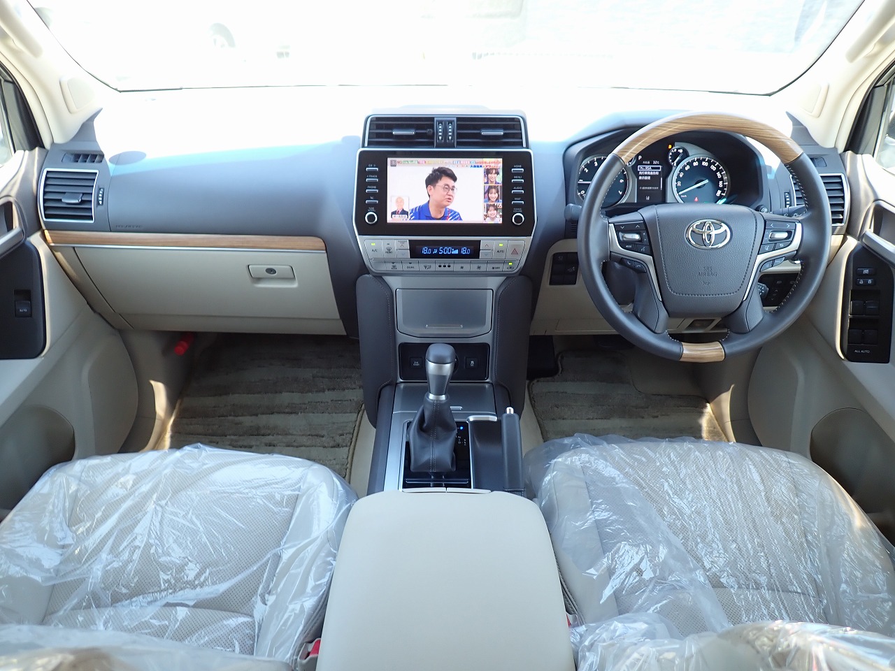 TOYOTA Land Cruiser Prado