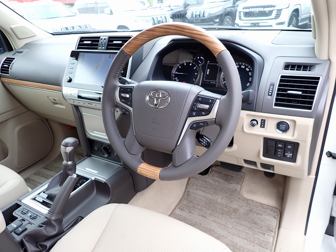 TOYOTA Land Cruiser Prado