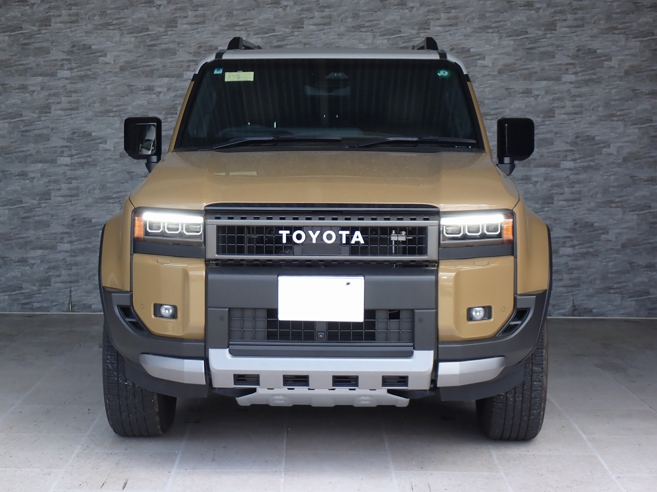 TOYOTA Land Cruiser 250