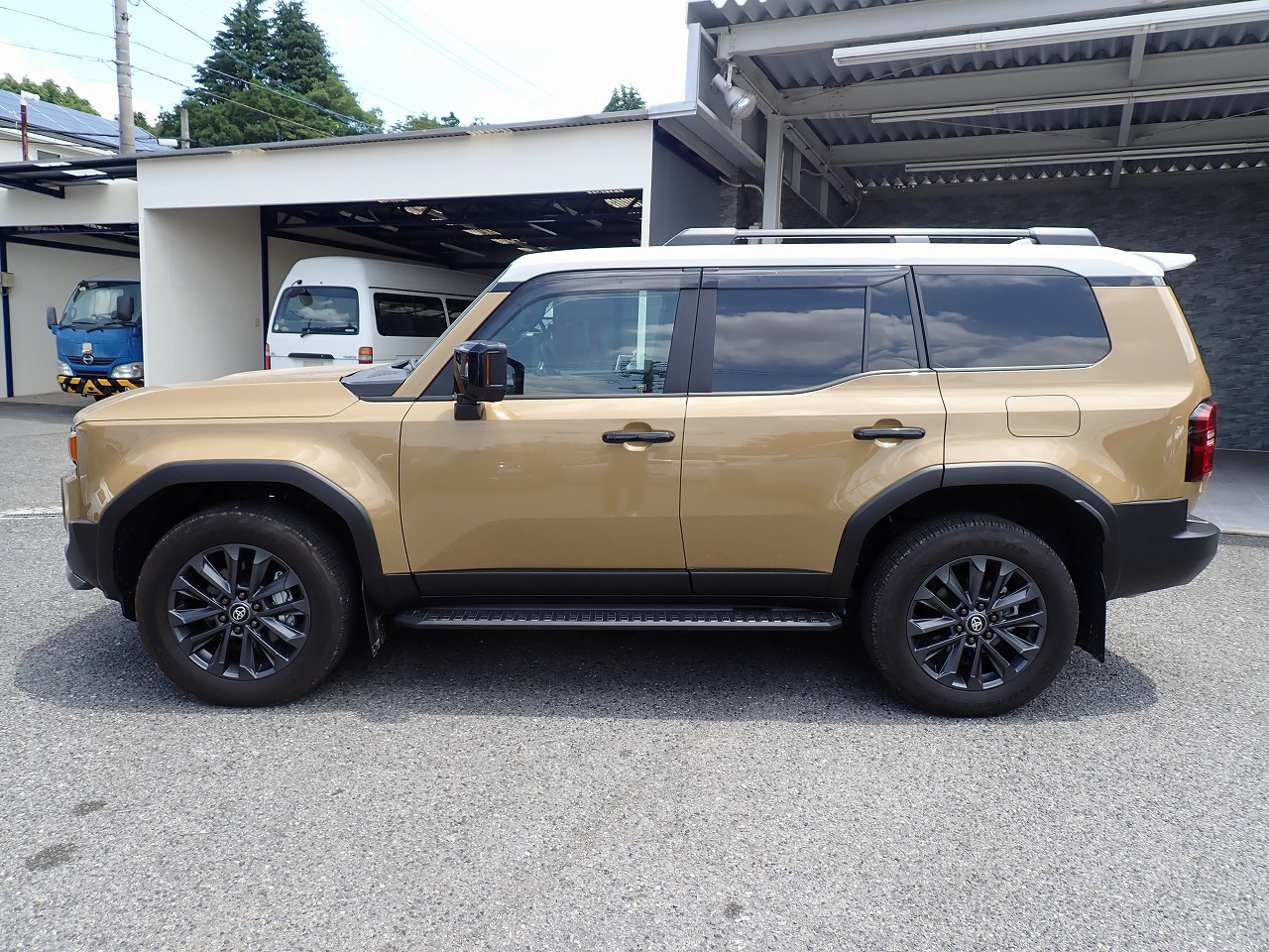 TOYOTA Land Cruiser 250