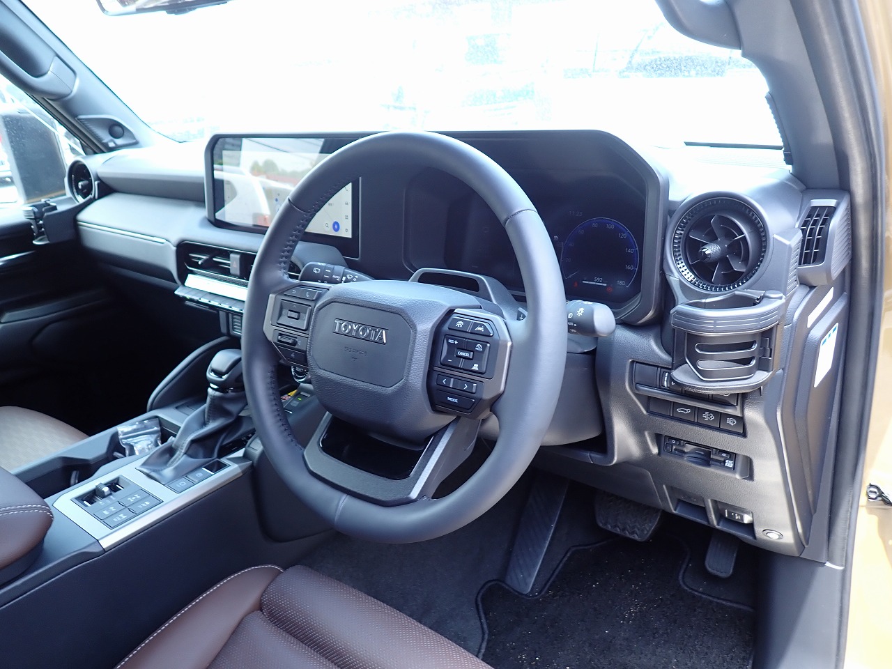 TOYOTA Land Cruiser 250