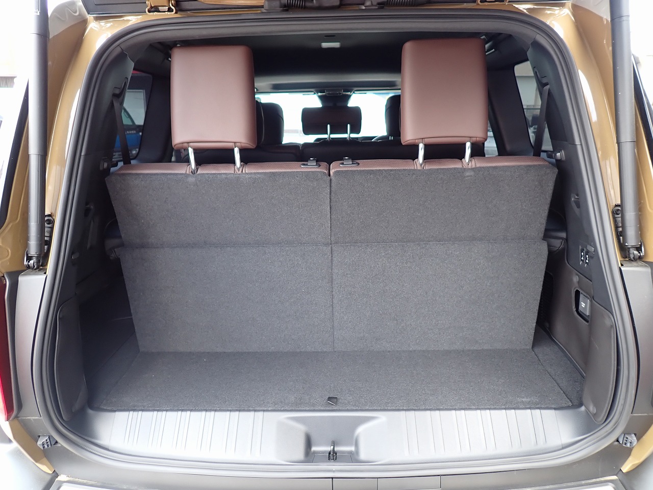 TOYOTA Land Cruiser 250