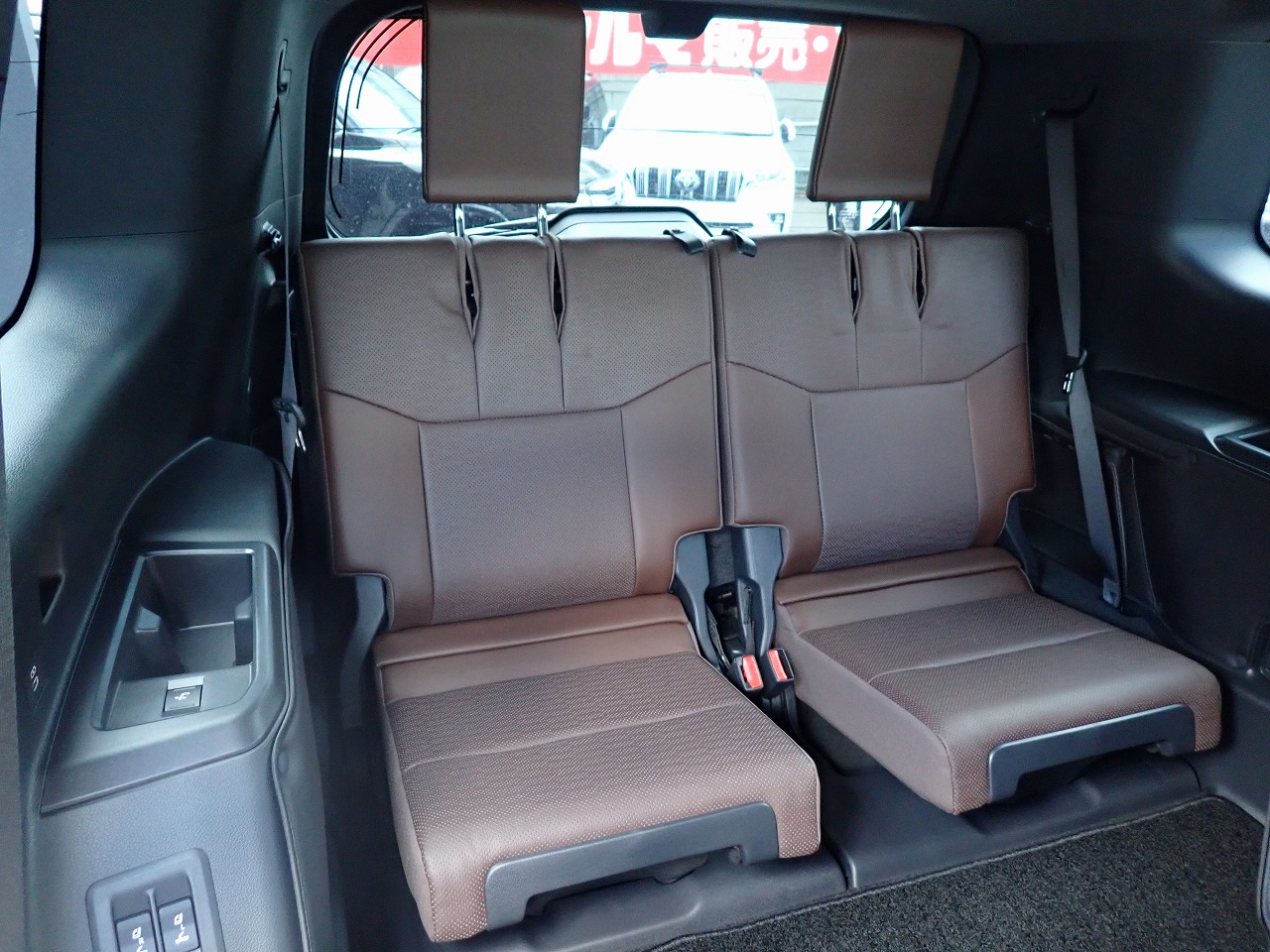 TOYOTA Land Cruiser 250