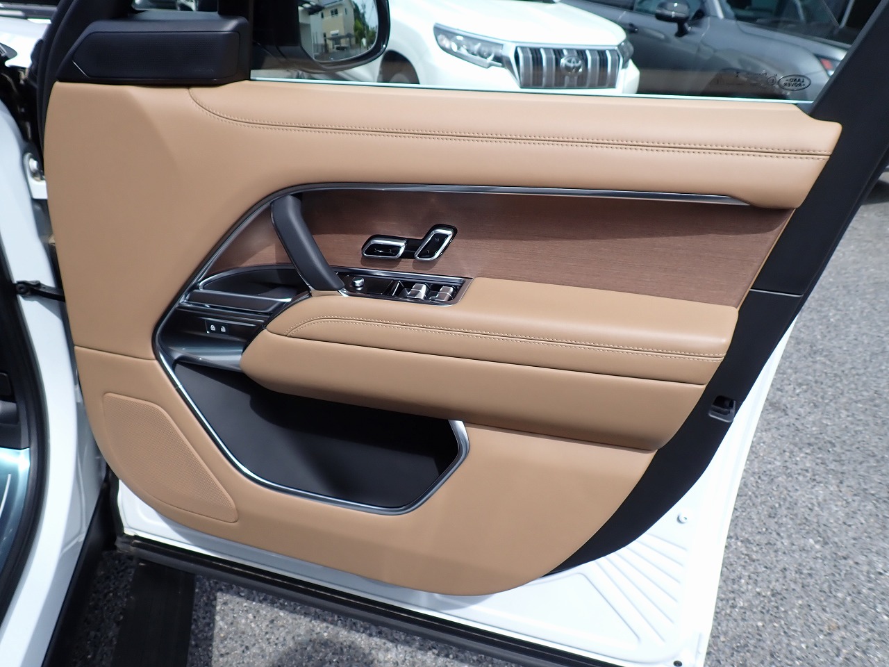 LAND ROVER RANGE ROVER