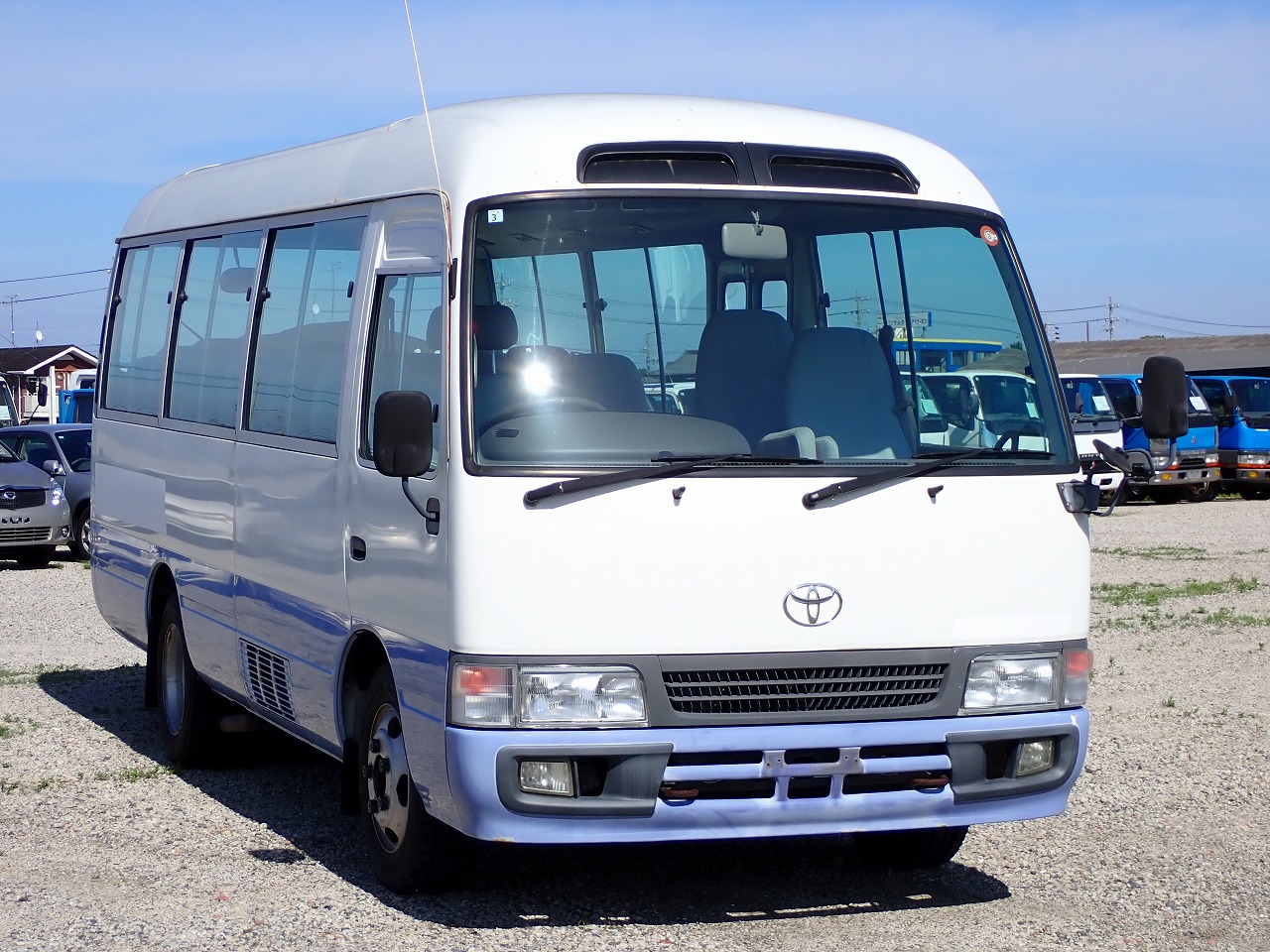 TOYOTA Coaster