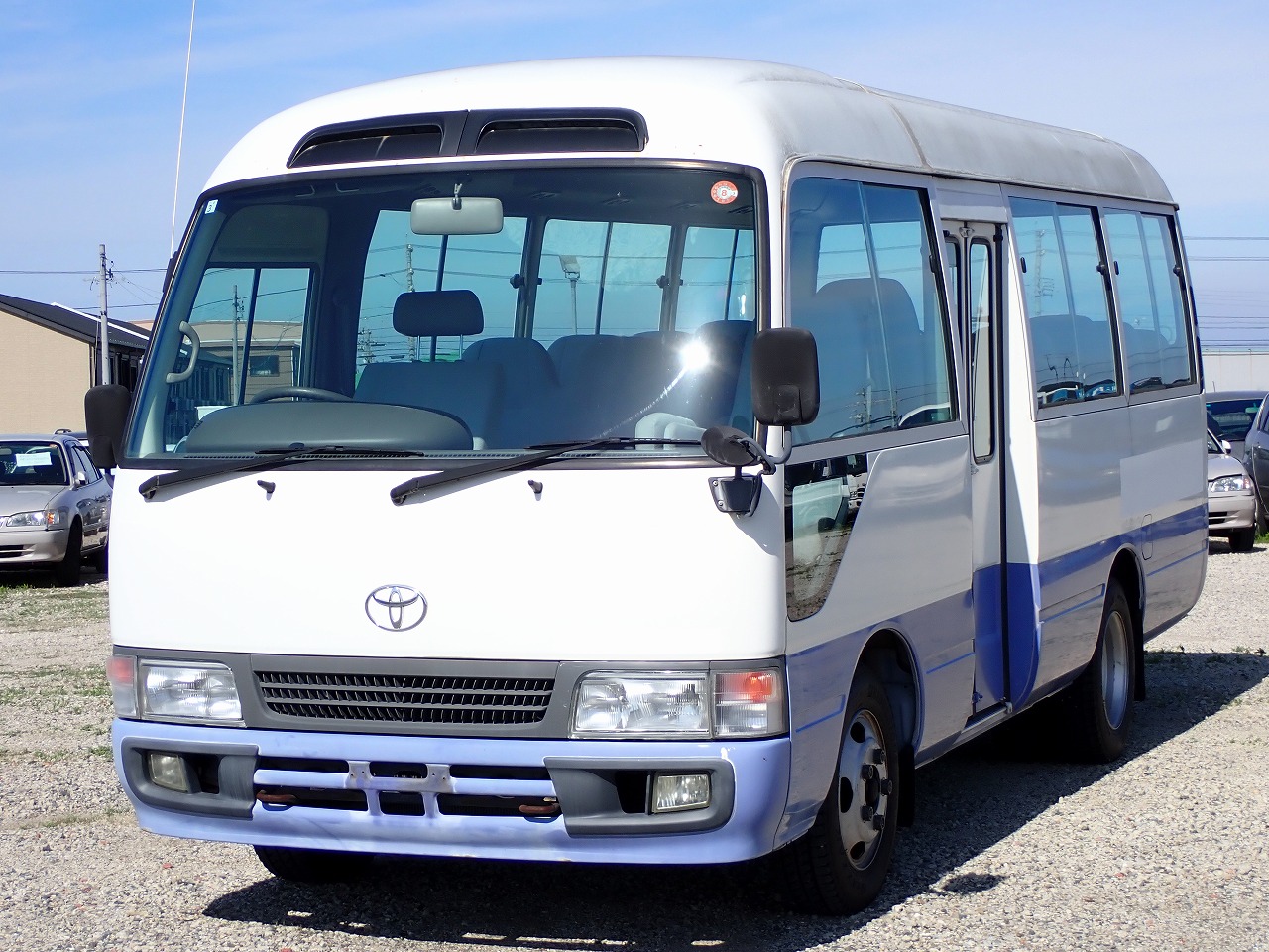TOYOTA Coaster