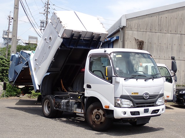 HINO Dutro