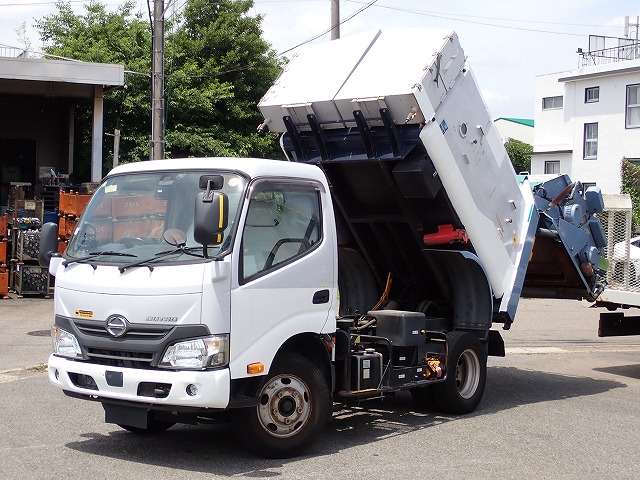 HINO Dutro