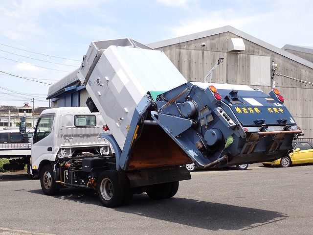 HINO Dutro