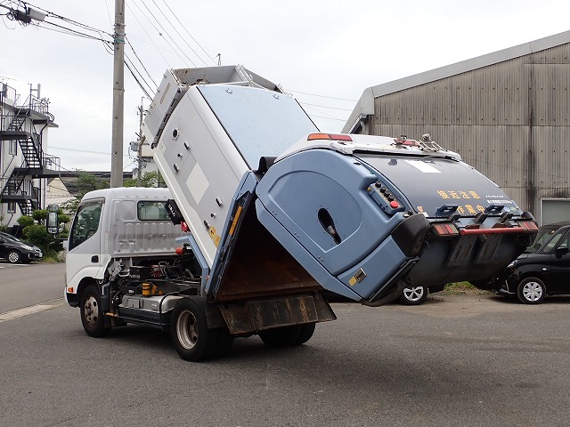 HINO Dutro