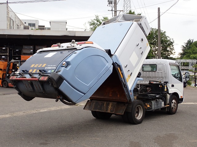 HINO Dutro