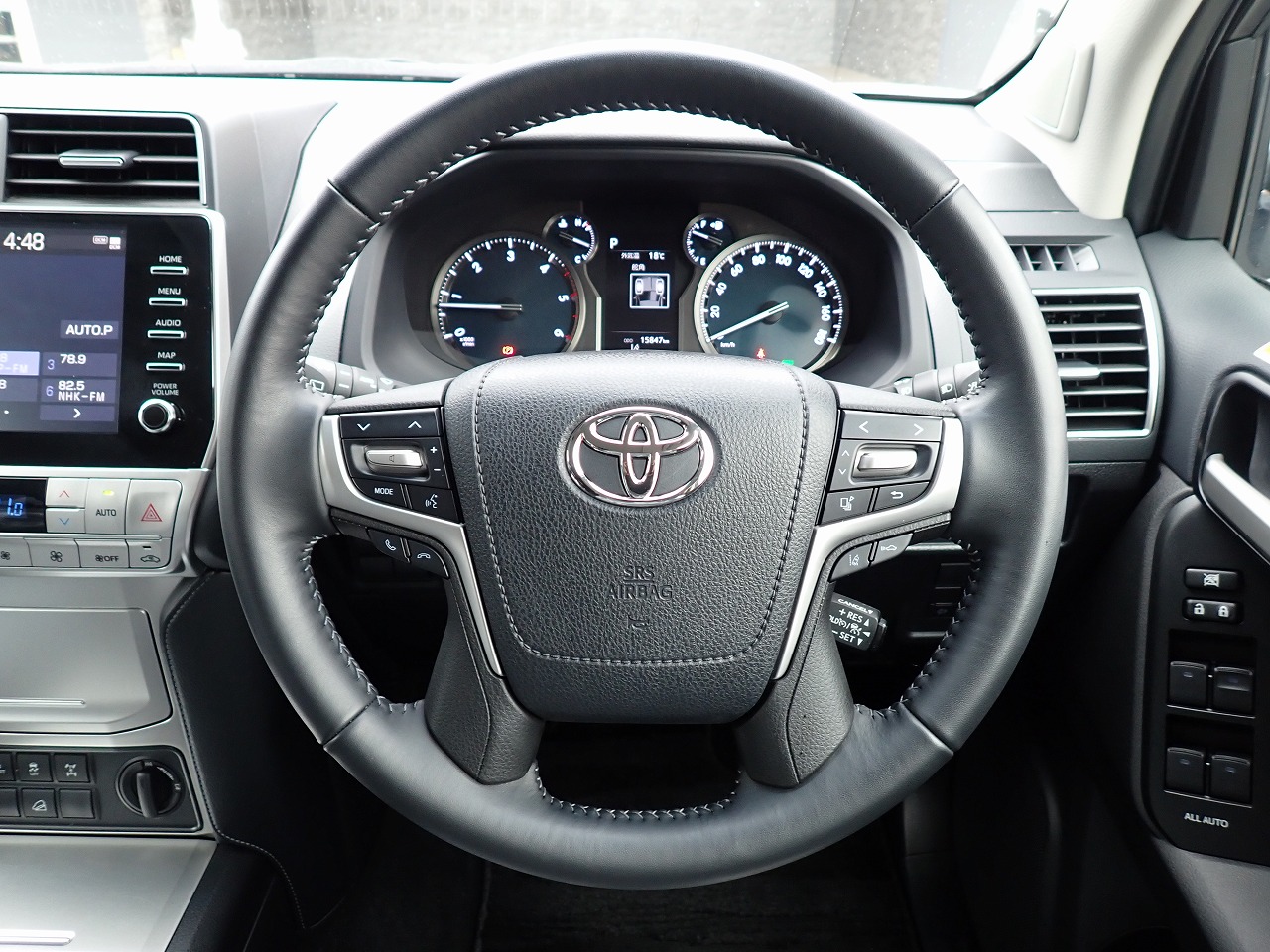 TOYOTA Land Cruiser Prado