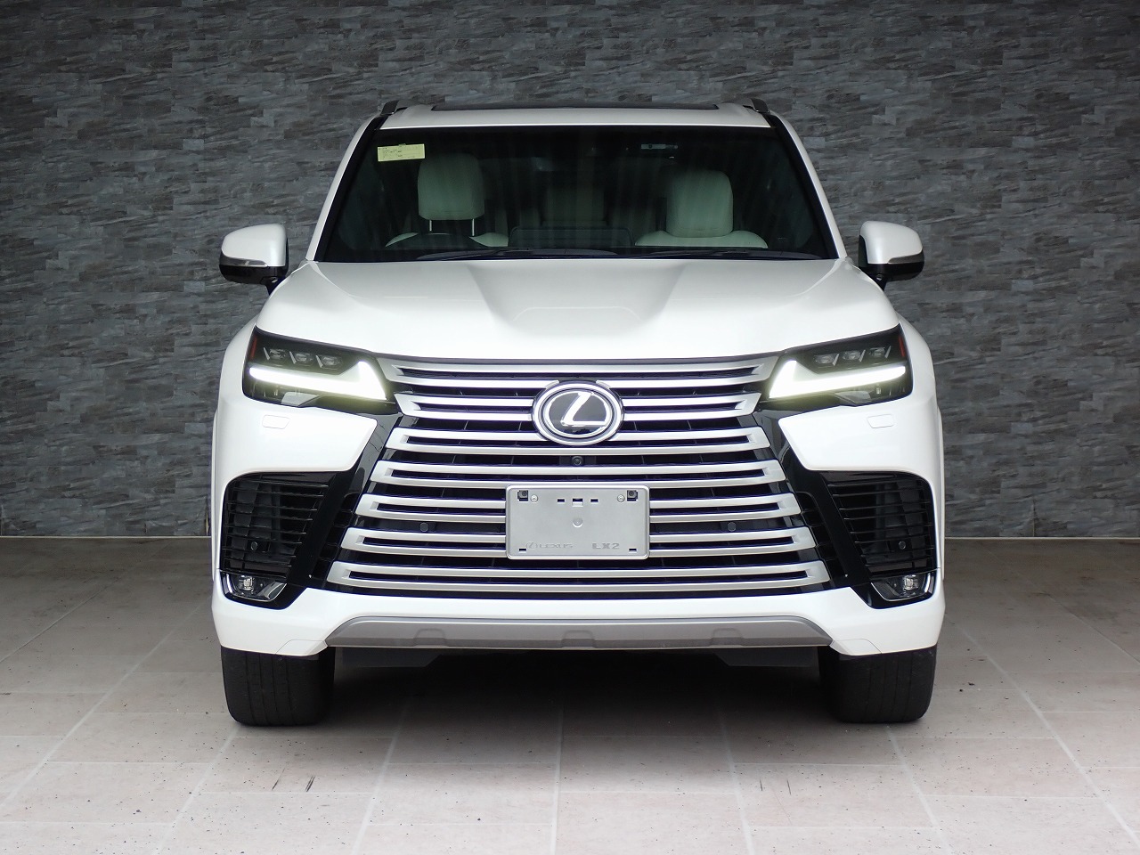 LEXUS LX