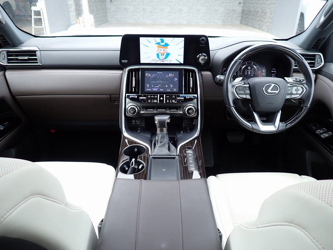 LEXUS LX