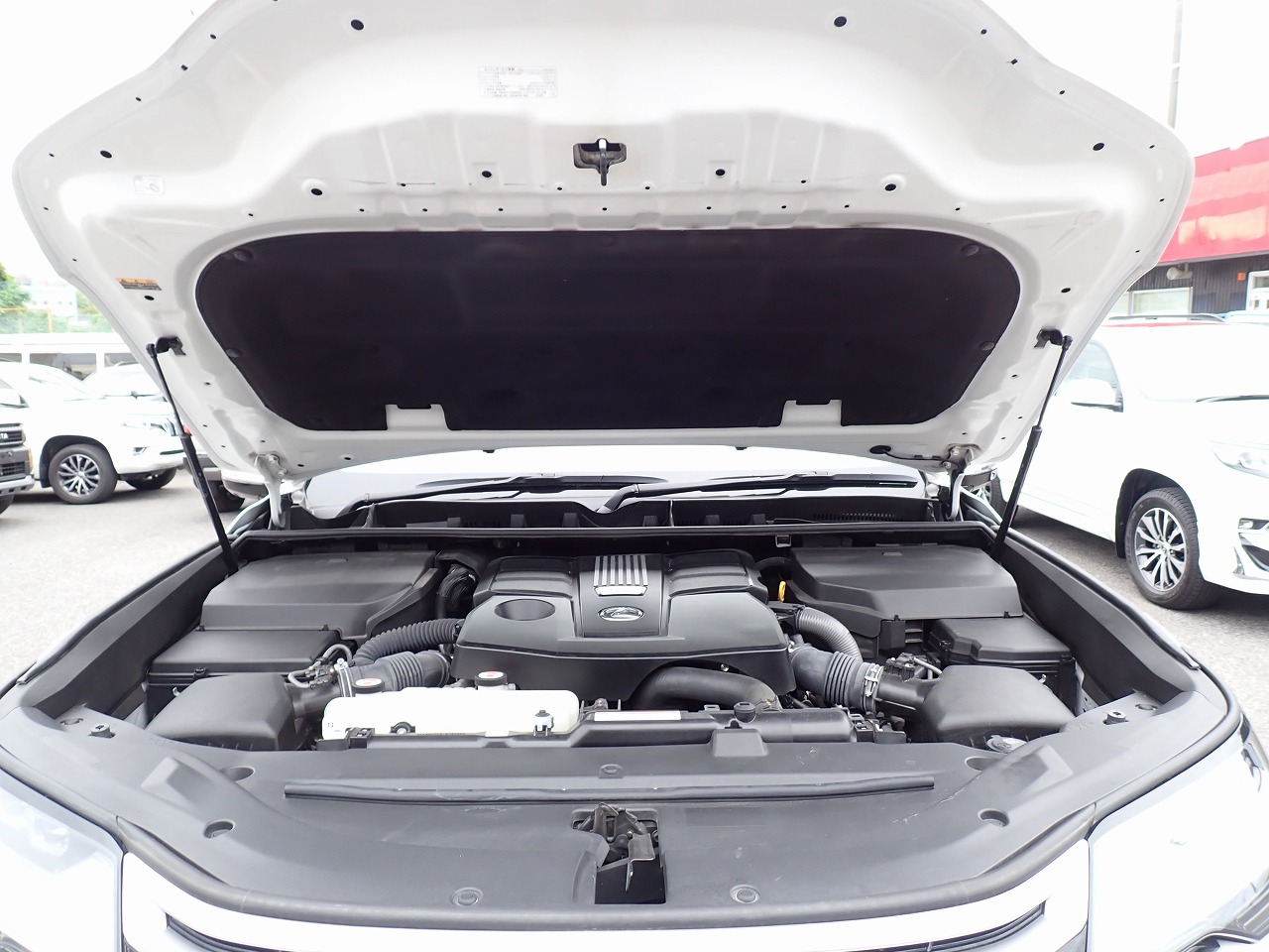 LEXUS LX