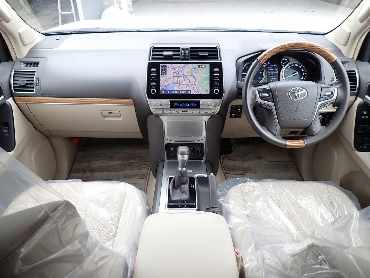 TOYOTA Land Cruiser Prado