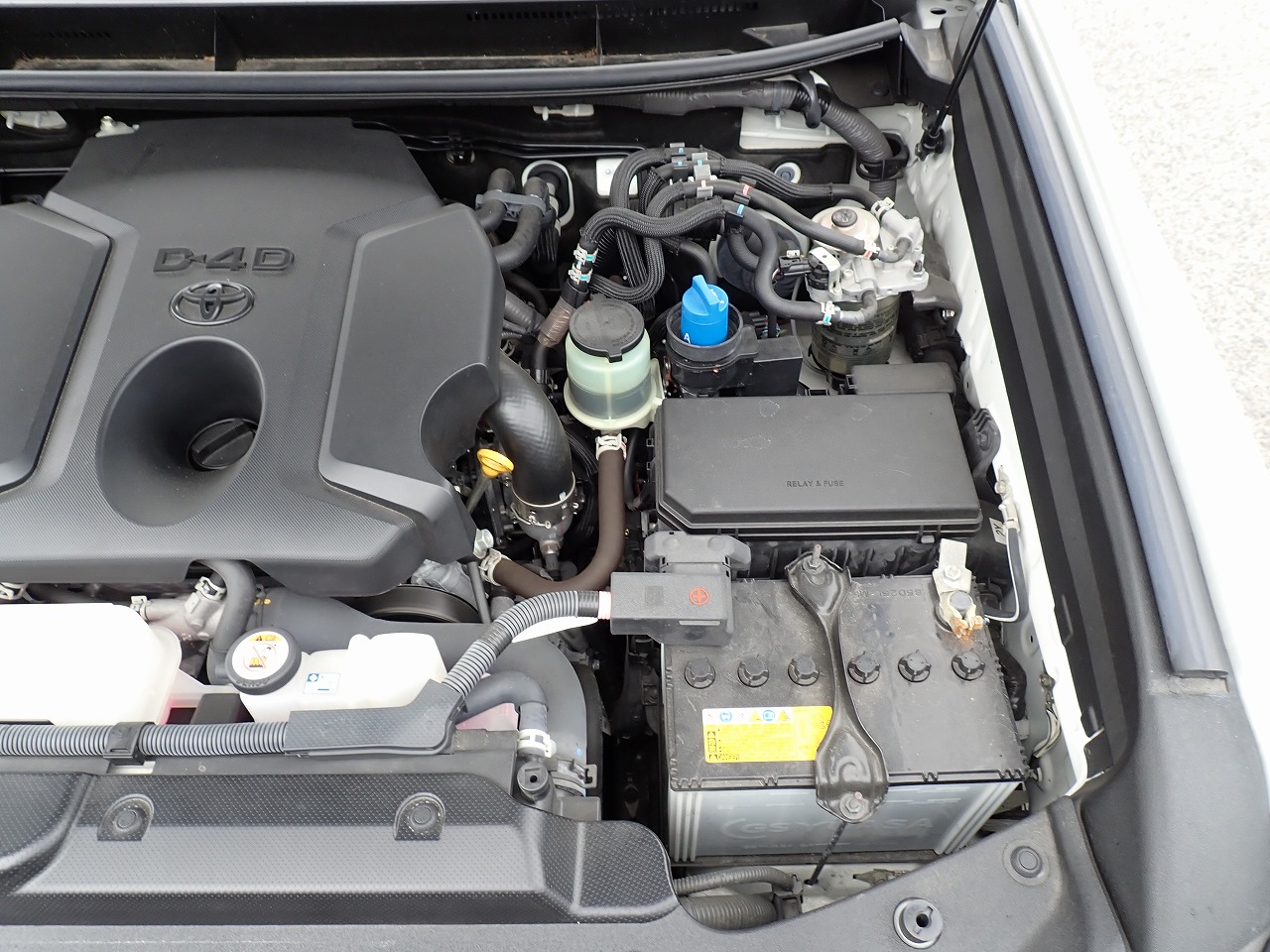 TOYOTA Land Cruiser Prado