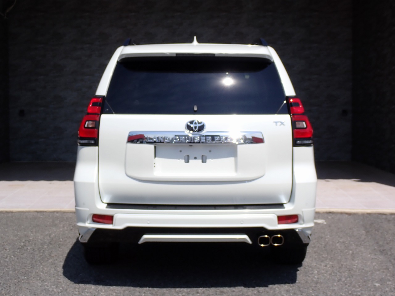 TOYOTA Land Cruiser Prado