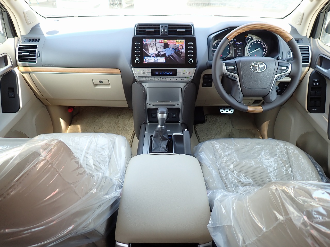 TOYOTA Land Cruiser Prado