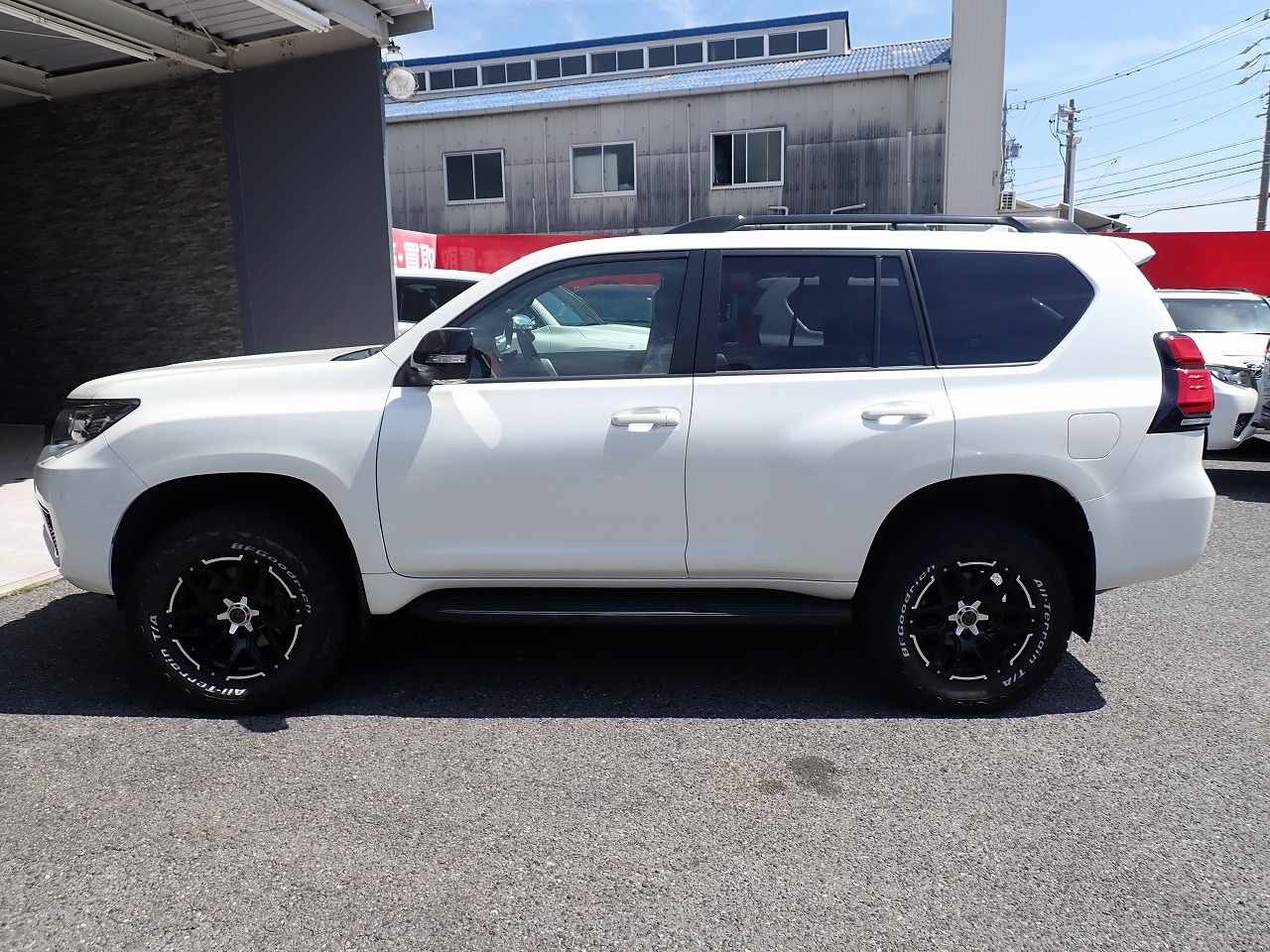 TOYOTA Land Cruiser Prado