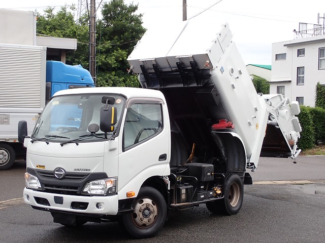 HINO Dutro