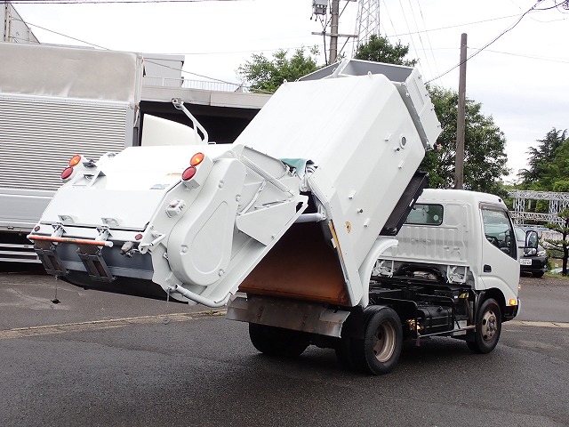 HINO Dutro