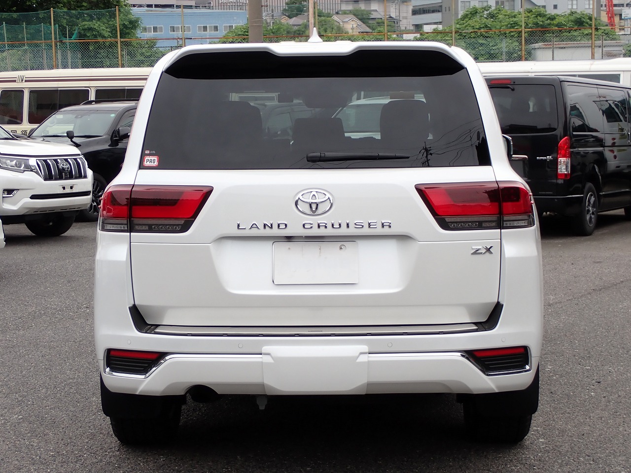 TOYOTA Land Cruiser