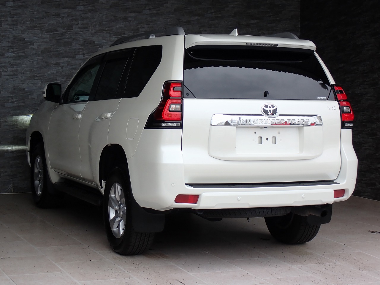 TOYOTA Land Cruiser Prado