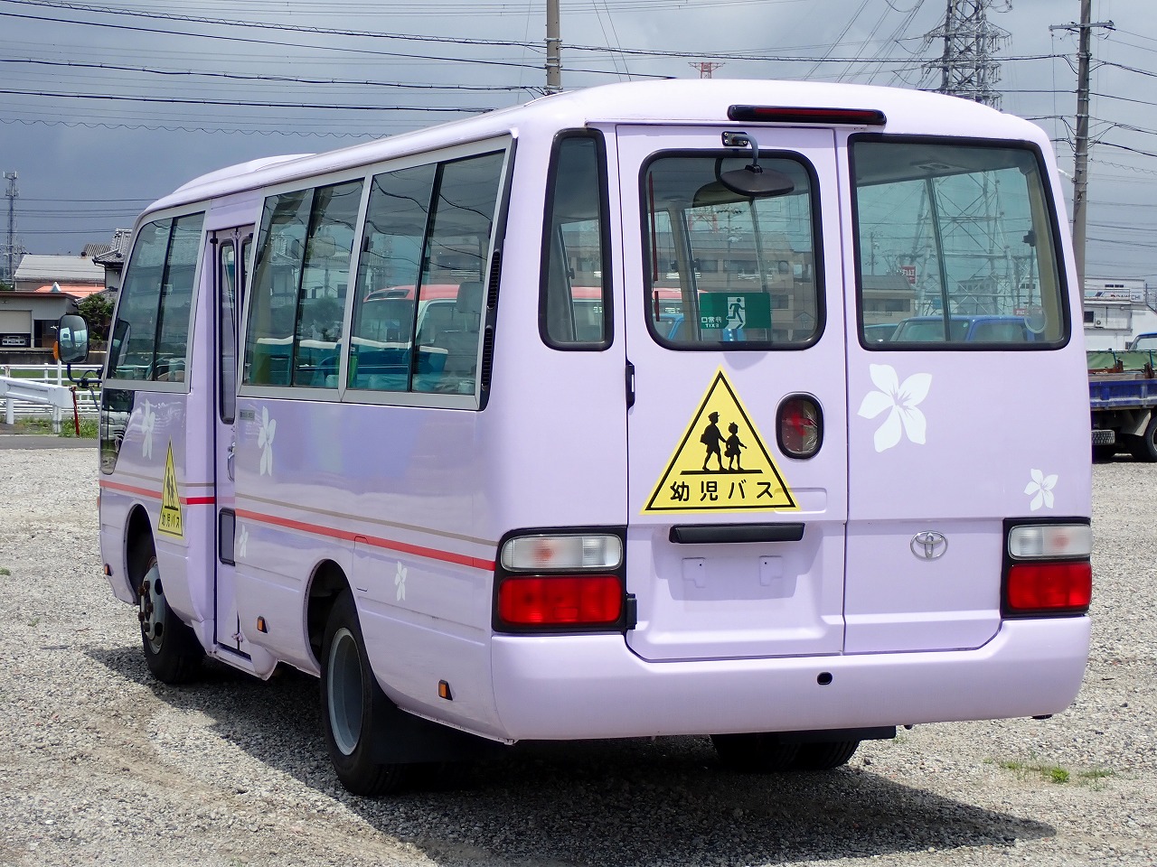 TOYOTA Coaster
