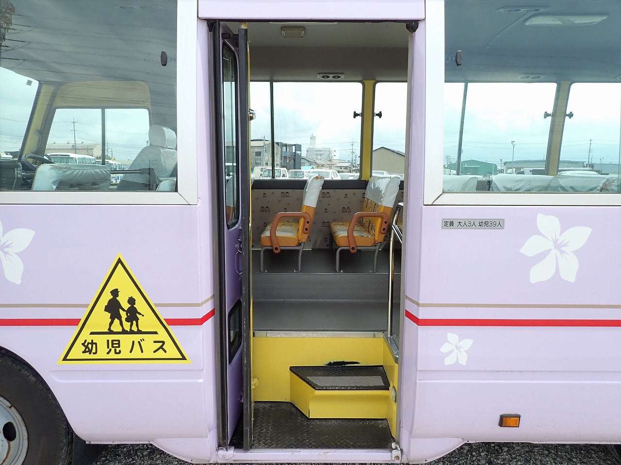 TOYOTA Coaster