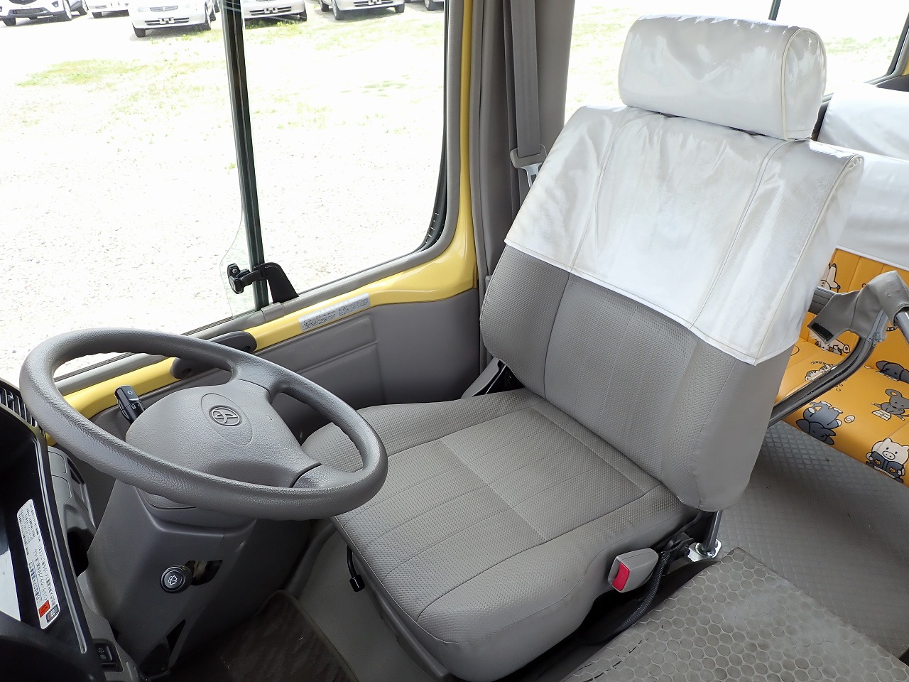 TOYOTA Coaster