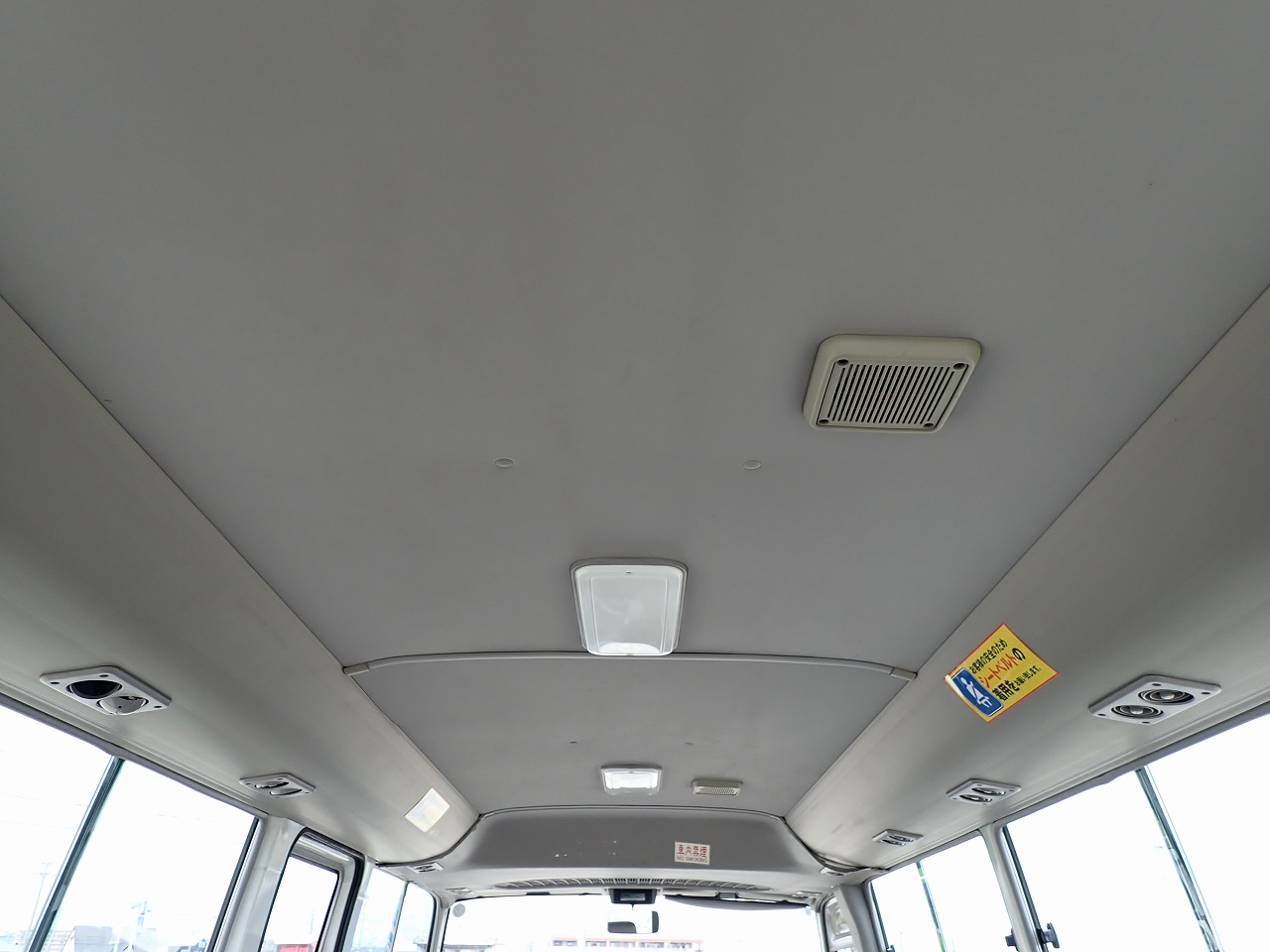 TOYOTA Coaster
