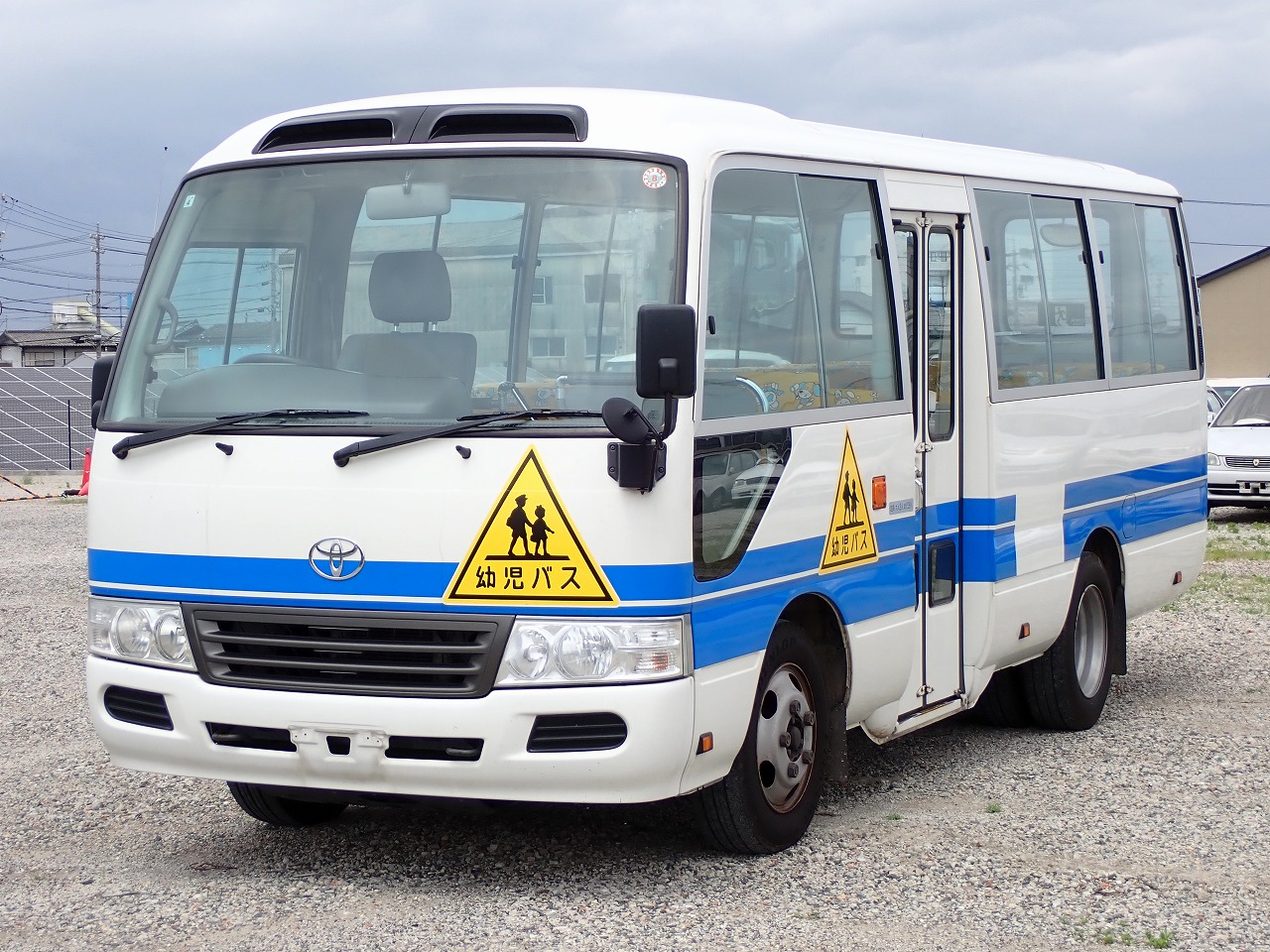 TOYOTA Coaster