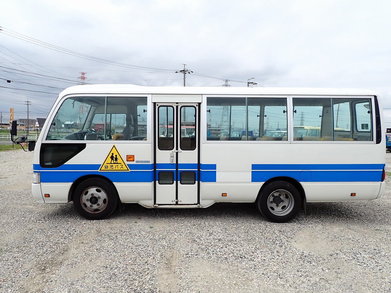 TOYOTA Coaster