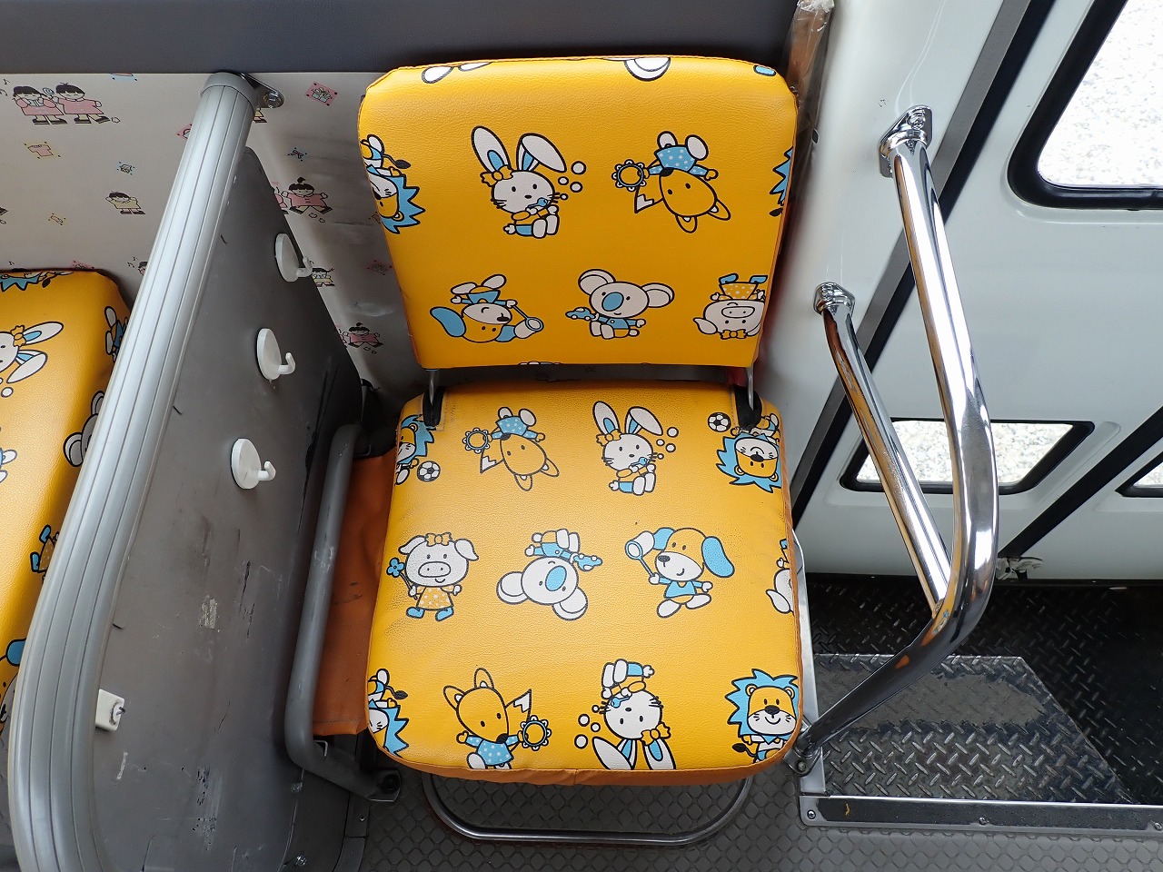 TOYOTA Coaster