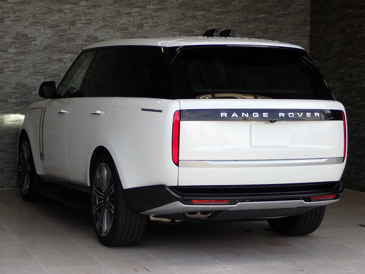 LAND ROVER RANGE ROVER