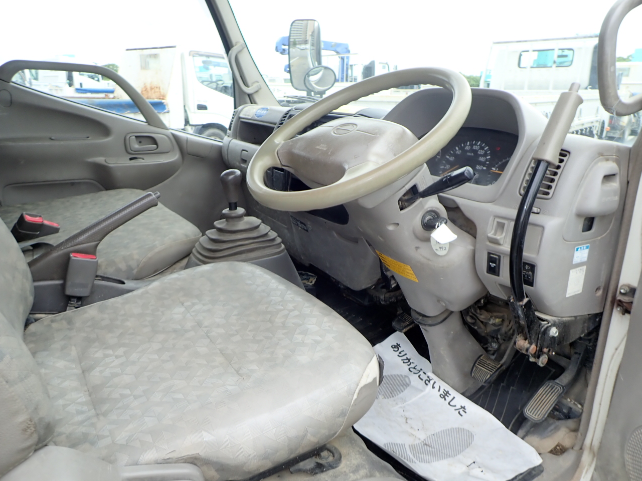 HINO Dutro