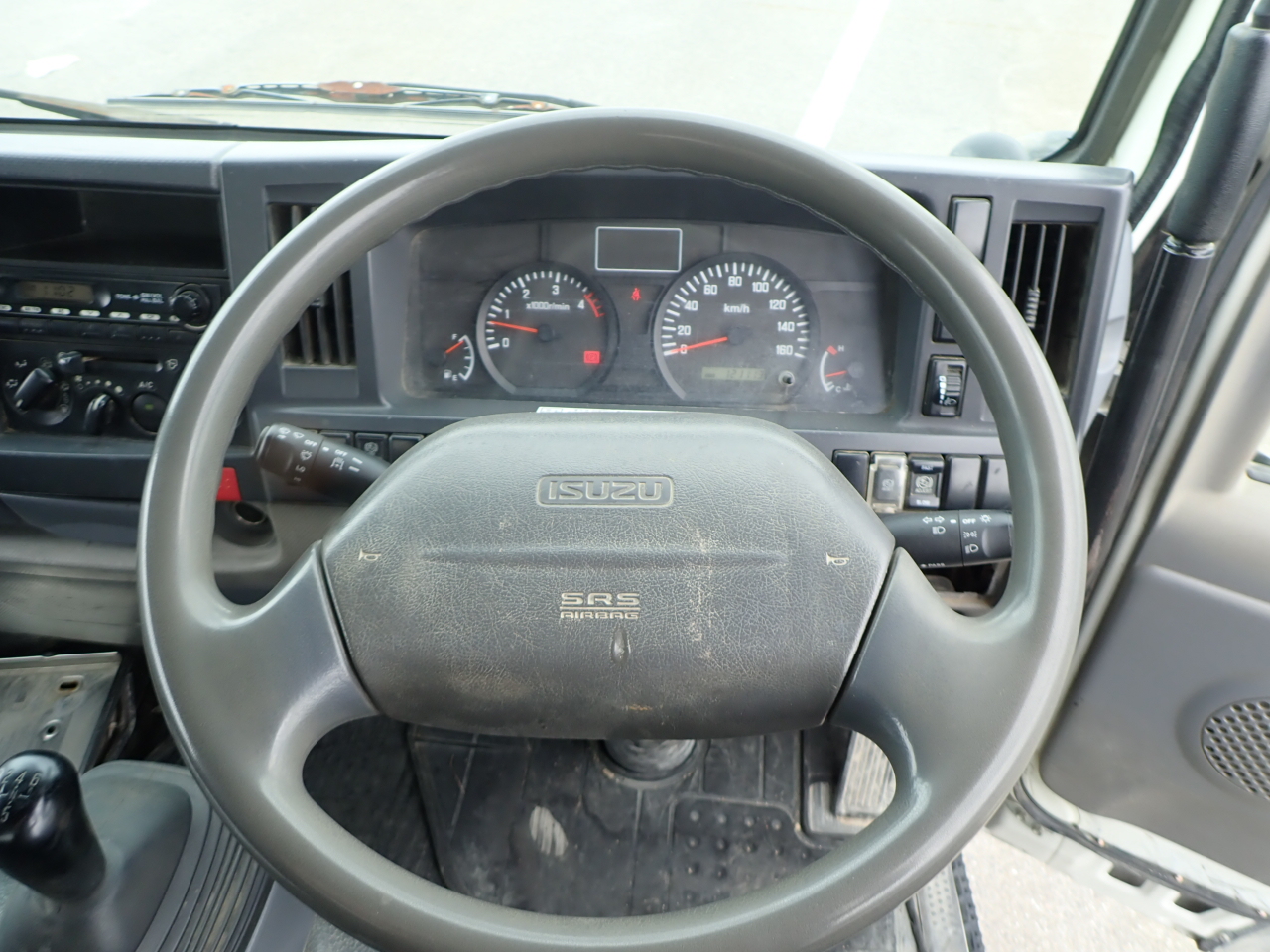 ISUZU Elf Truck