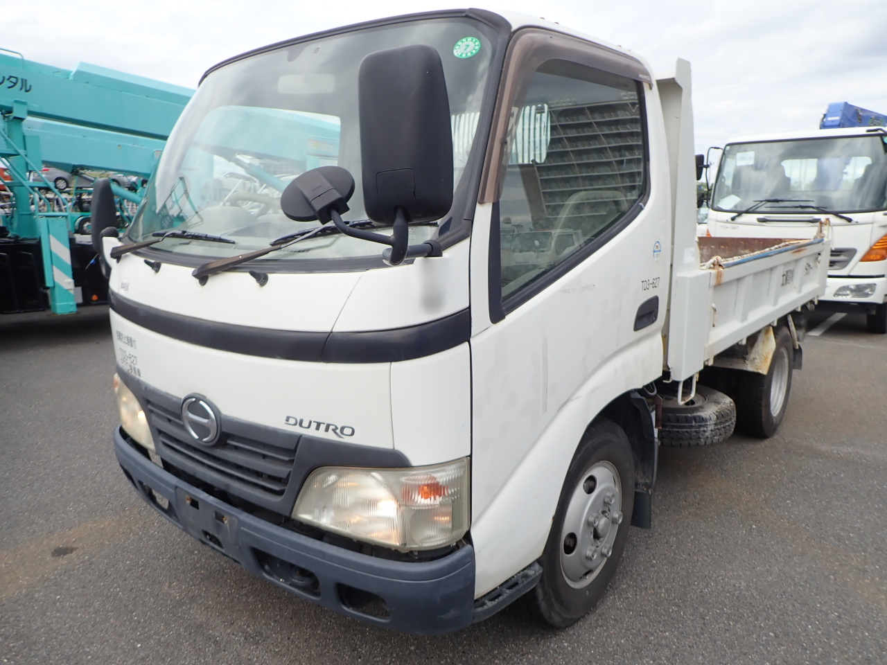 HINO Dutro
