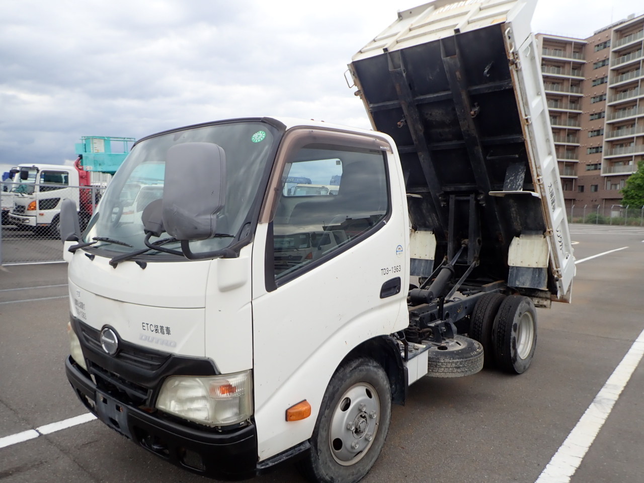 HINO Dutro
