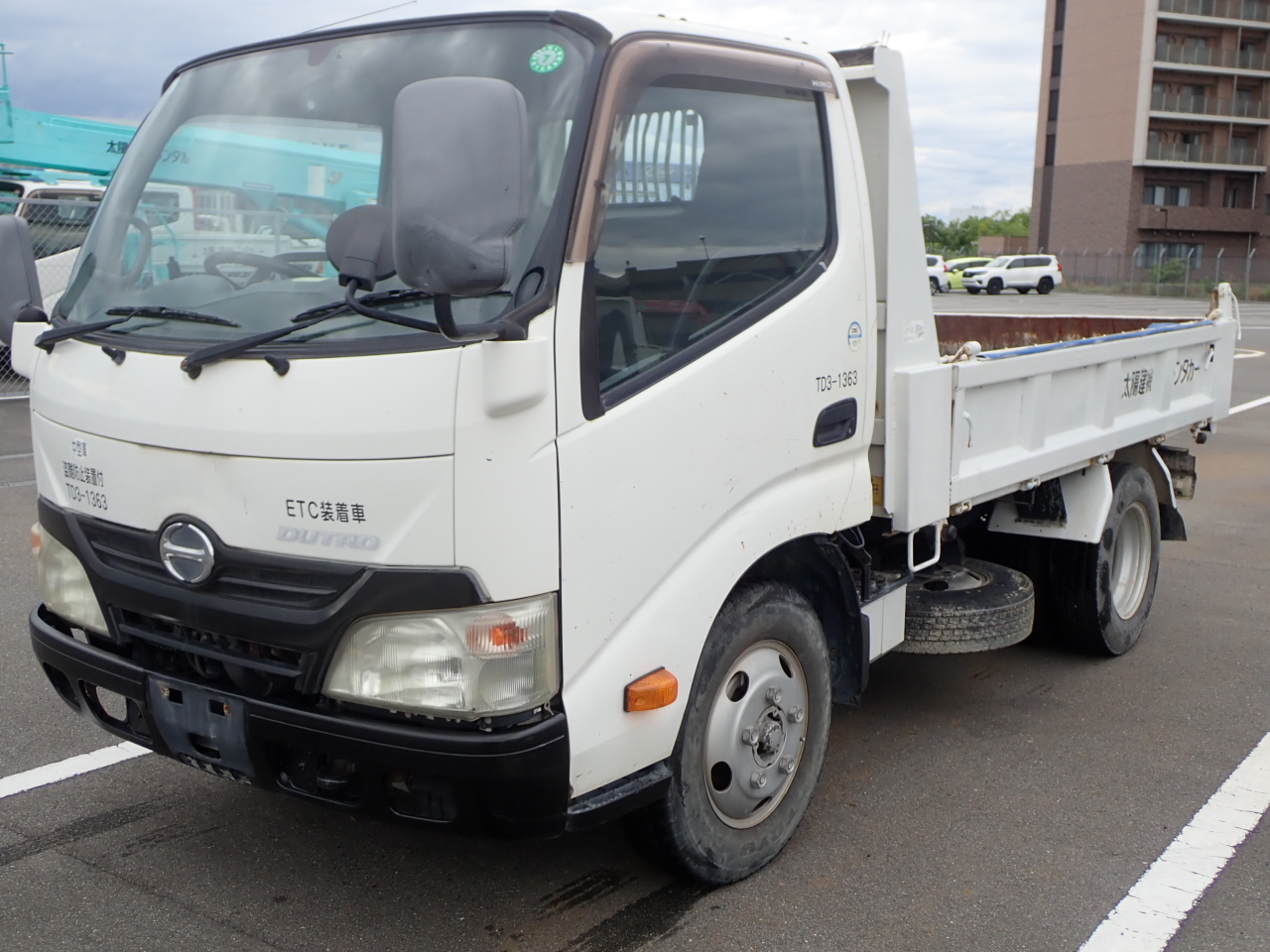 HINO Dutro