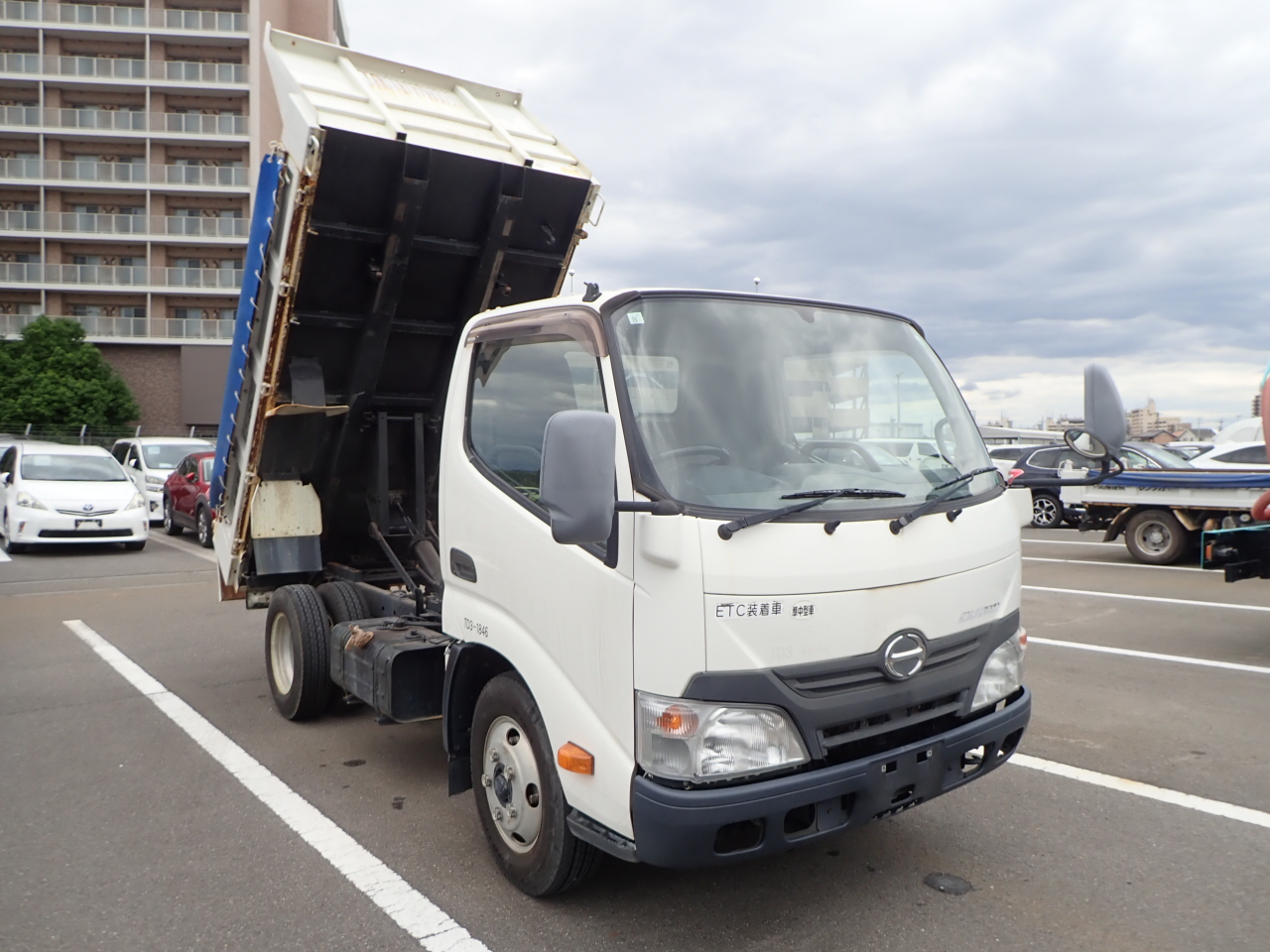 HINO Dutro