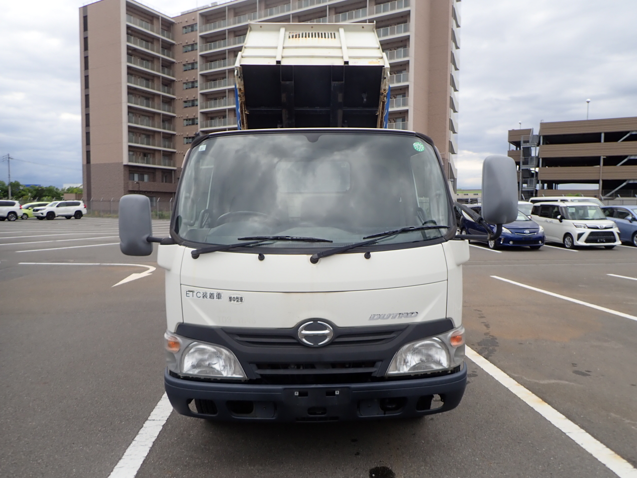 HINO Dutro