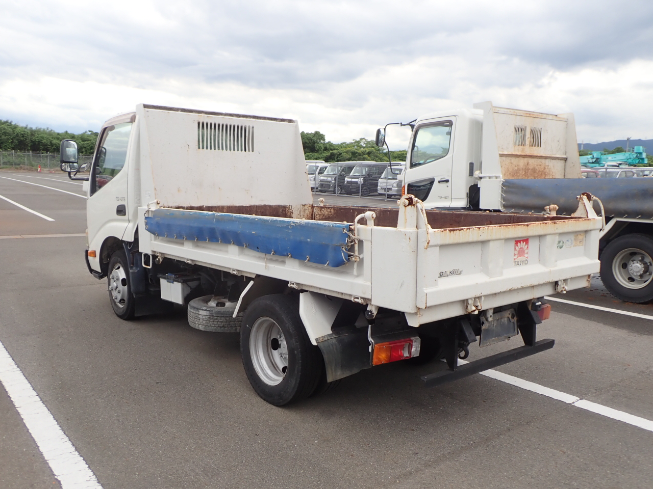 HINO Dutro