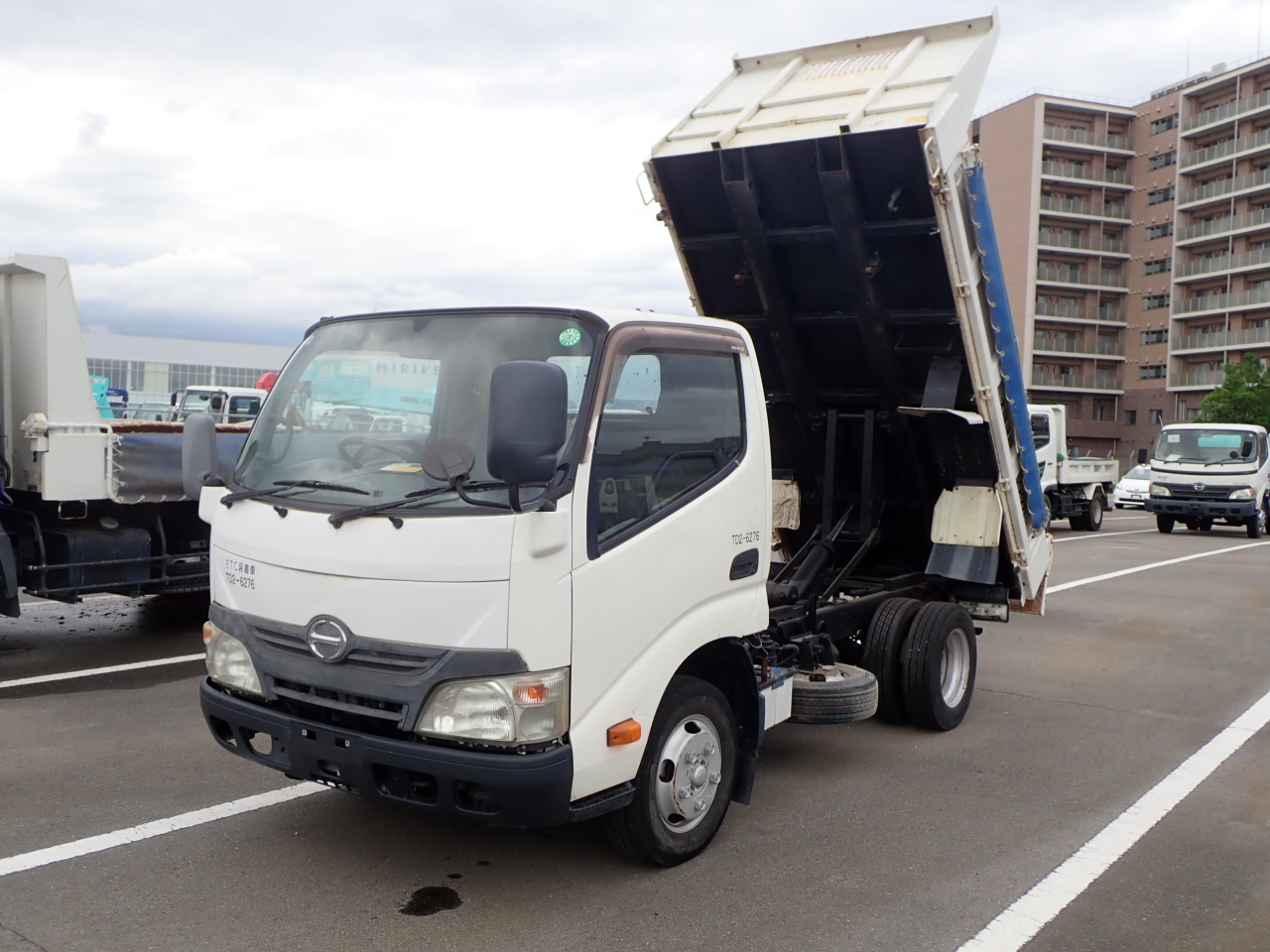 HINO Dutro