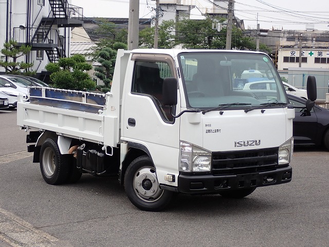 ISUZU Elf Truck