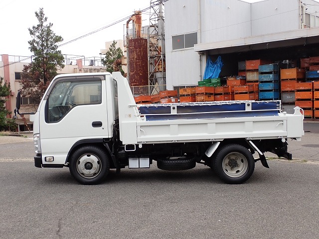 ISUZU Elf Truck