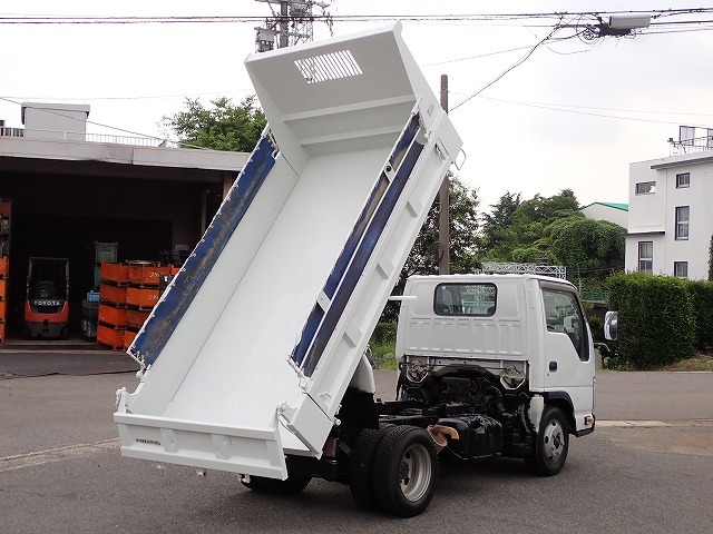 ISUZU Elf Truck